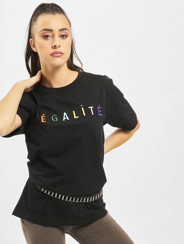 Egalite -0