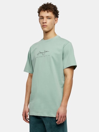 Classic Logo Essential