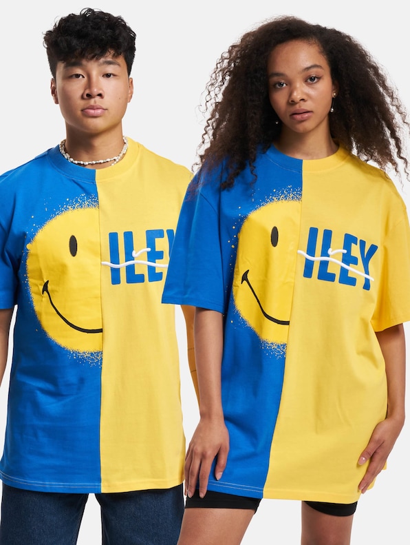 KU223-009-1 KK Signature Split Smiley® Tee-0