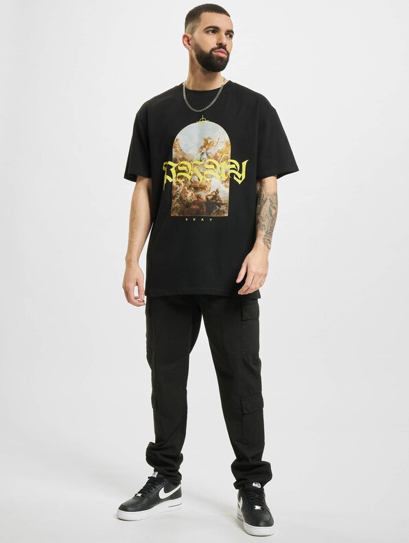 Pray Painting Oversize-4