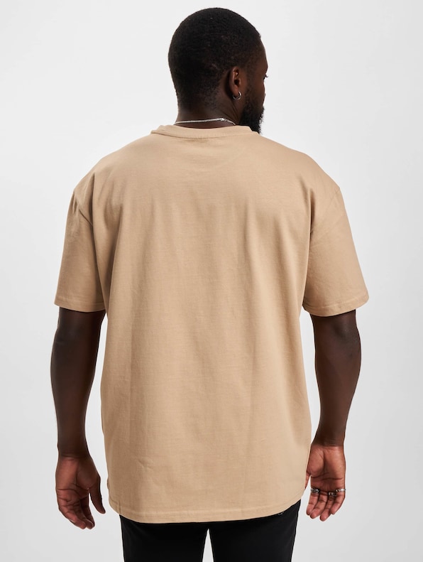  L.A. College Oversize -1