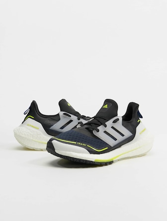 Ultraboost 21