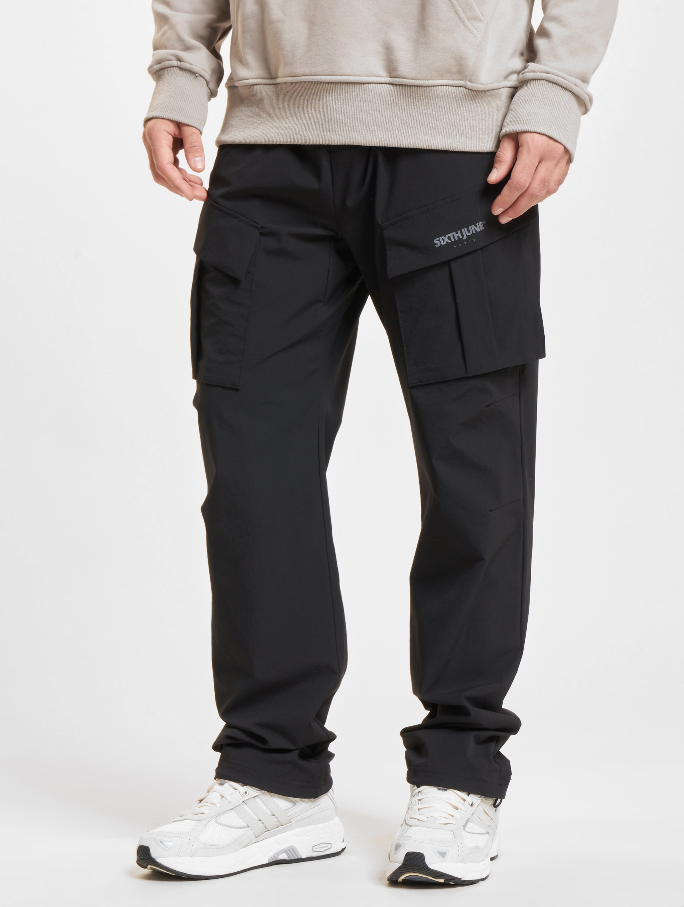 Sixth June Nylon Tech Zip Up Pocket Pants Männer,Unisex op kleur zwart, Maat S