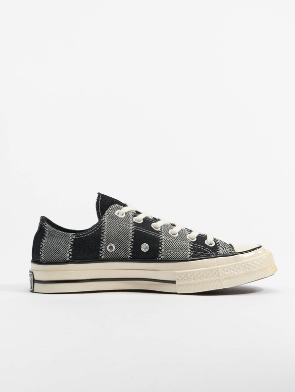 Converse Sneakers-3