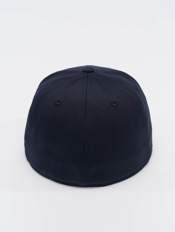  Premium 210 Fitted-1