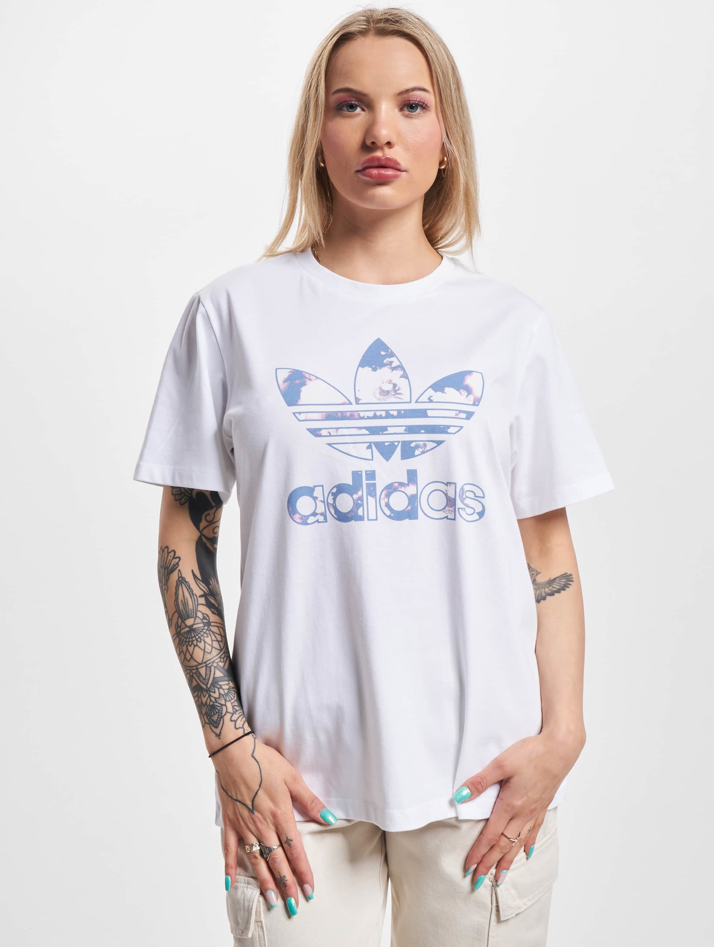 Adidas originals white outlet tee