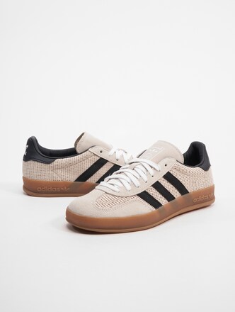 Gazelle Indoor 