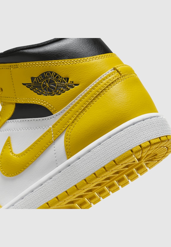 WMNS Air Jordan 1 Mid-5
