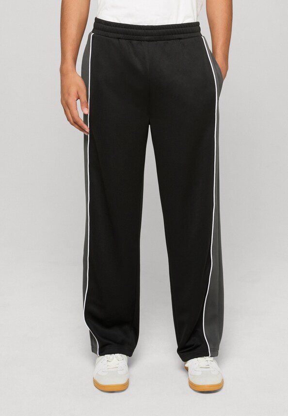 Interlock College Wideleg-0