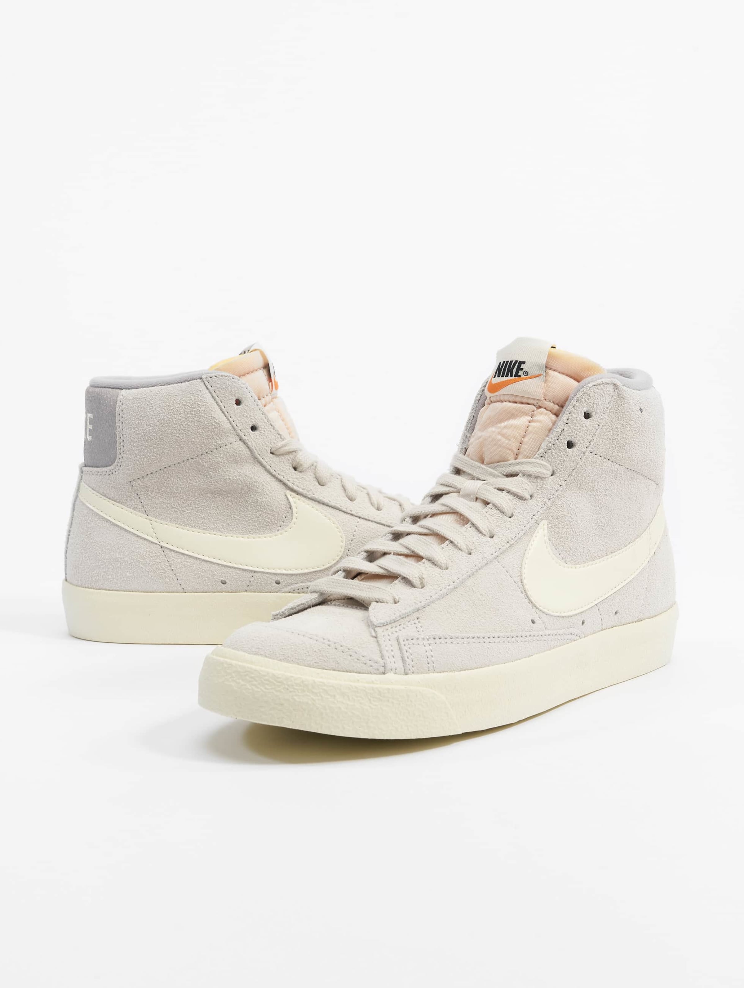 Nike Blazer Mid '77 Prm Sneakers Mannen op kleur beige, Maat 47