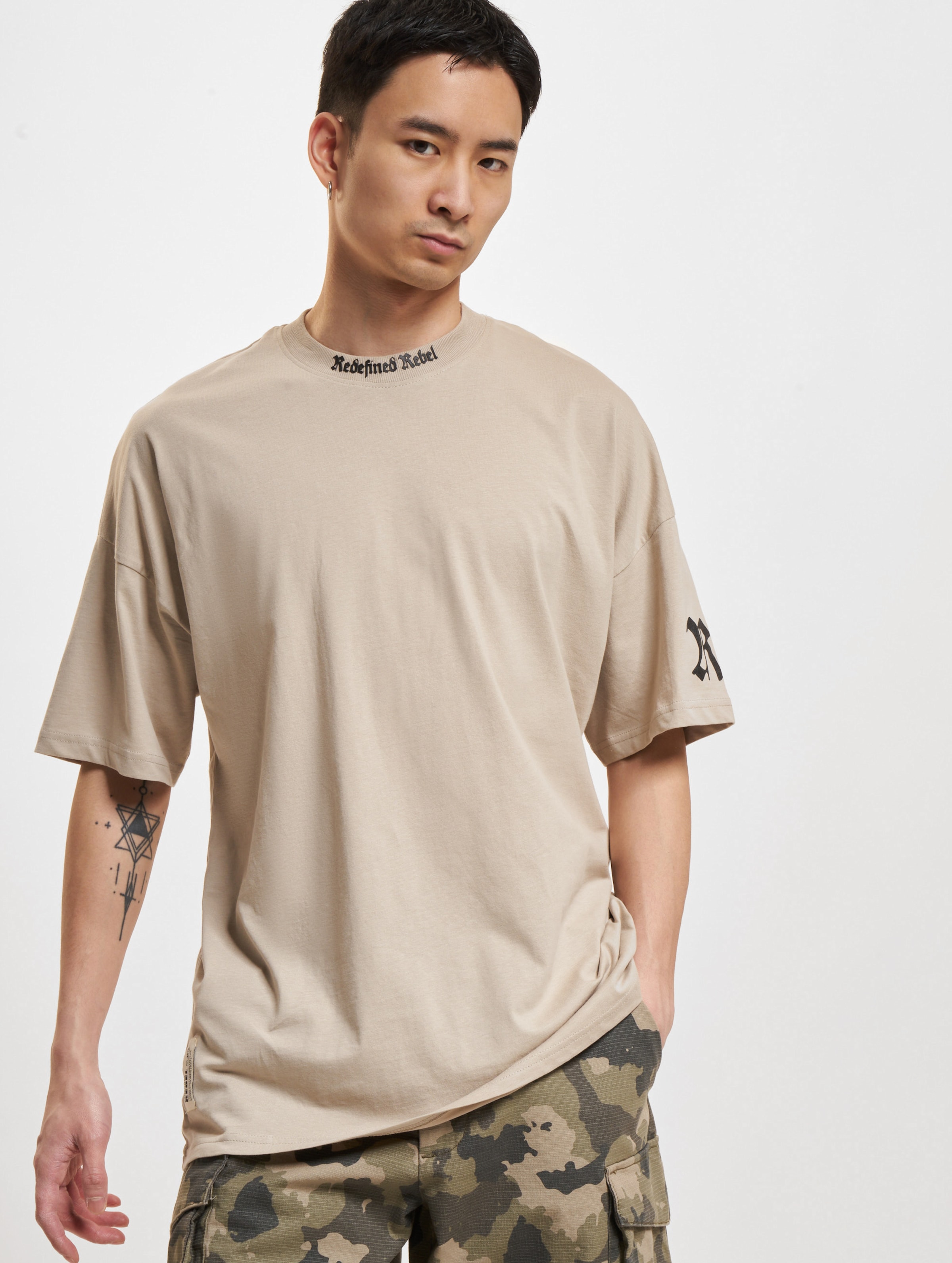 Redefined Rebel Otis T-Shirts Mannen op kleur beige, Maat S