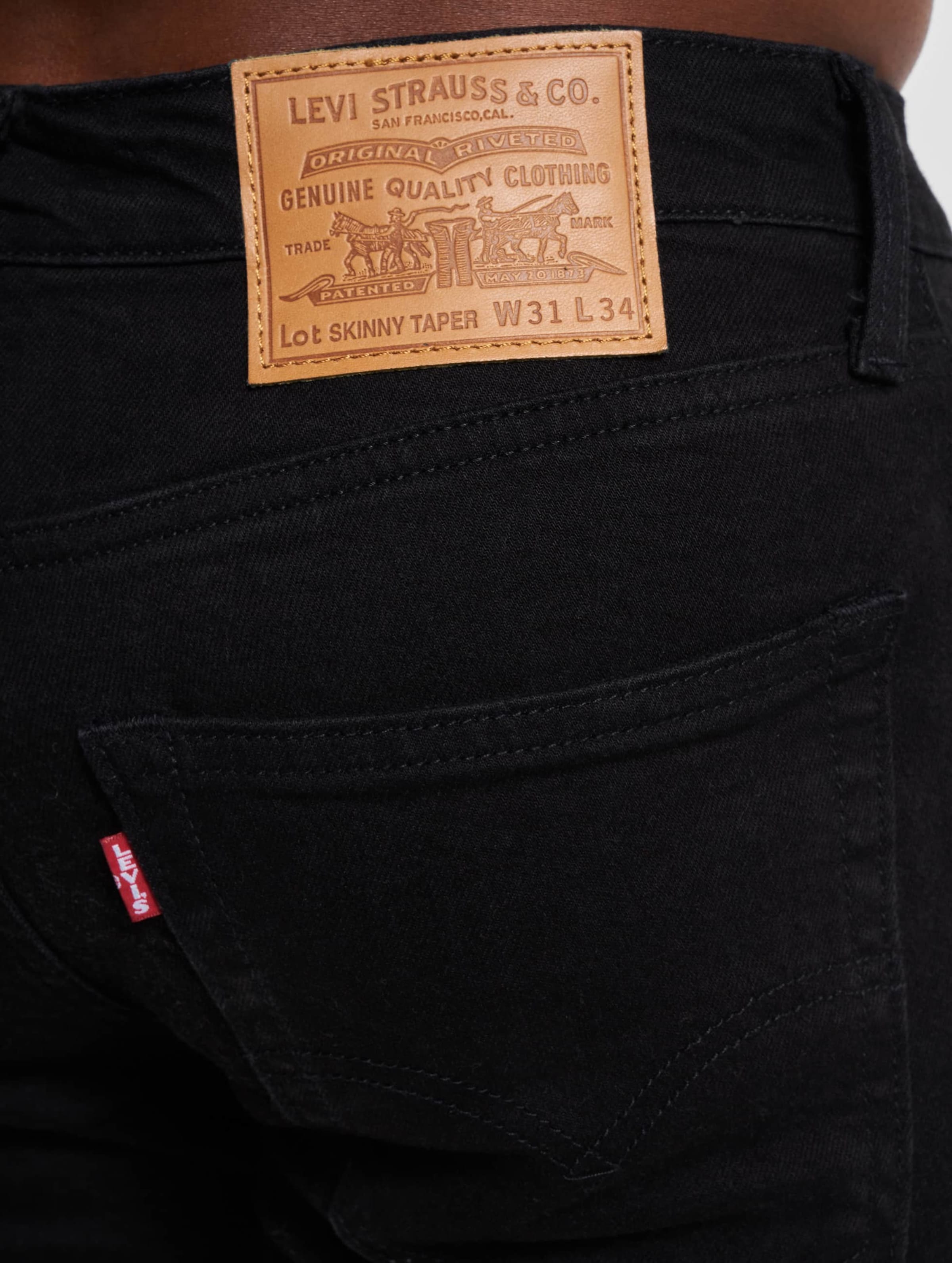 Levis discount sneaker jeans