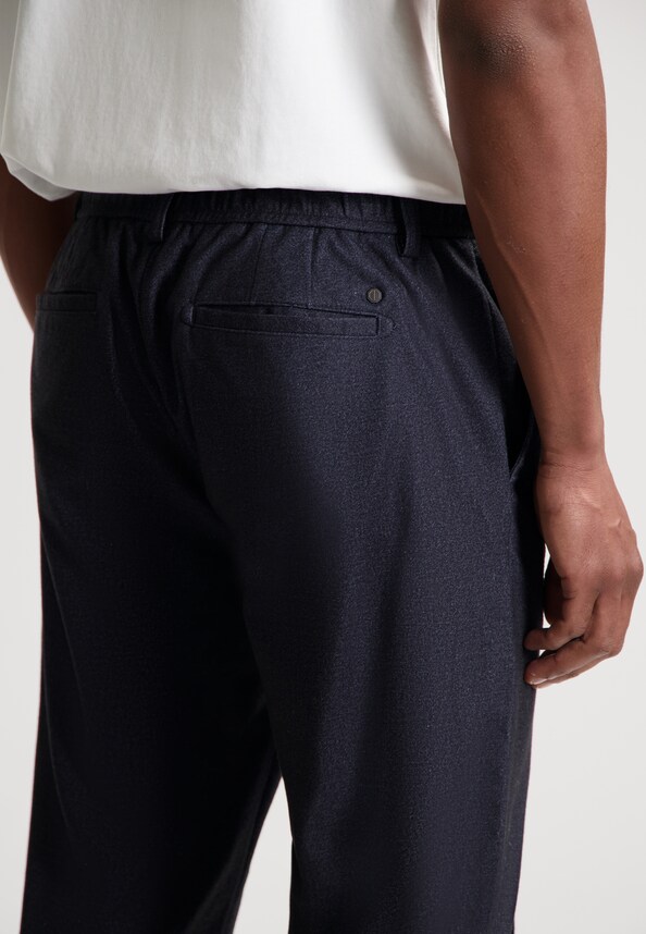 Logan Easy Pintuck-4