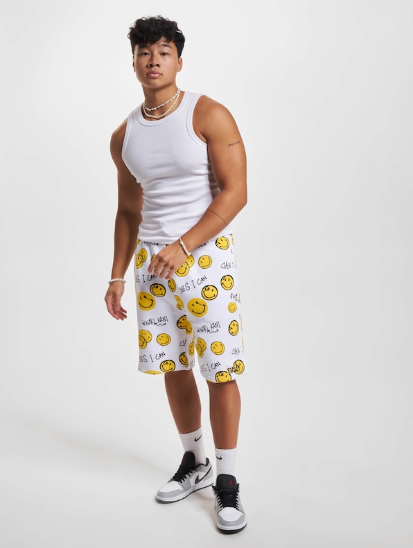 KK Small Signature SmileyÂ® Sweatshorts-6