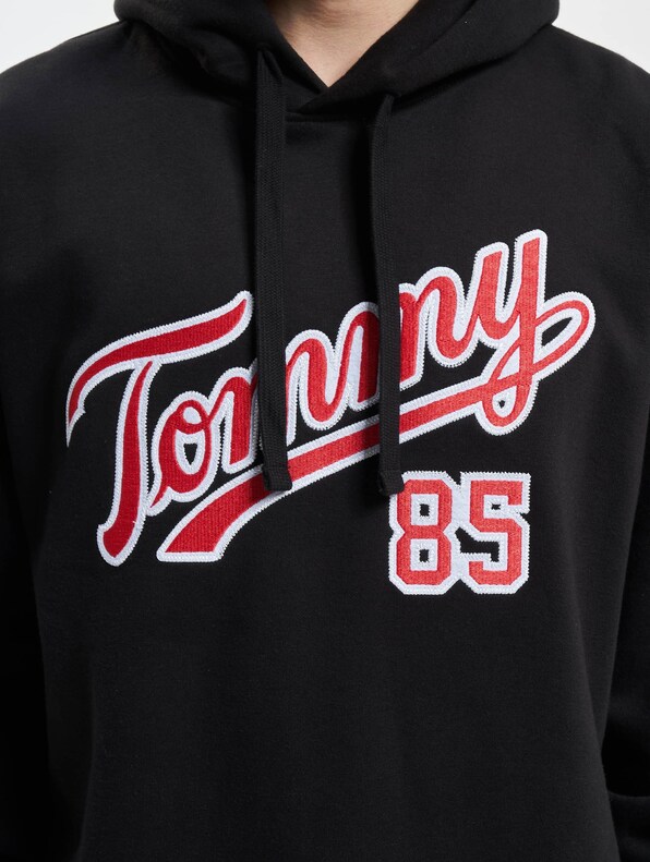 Relaxed College 85-4