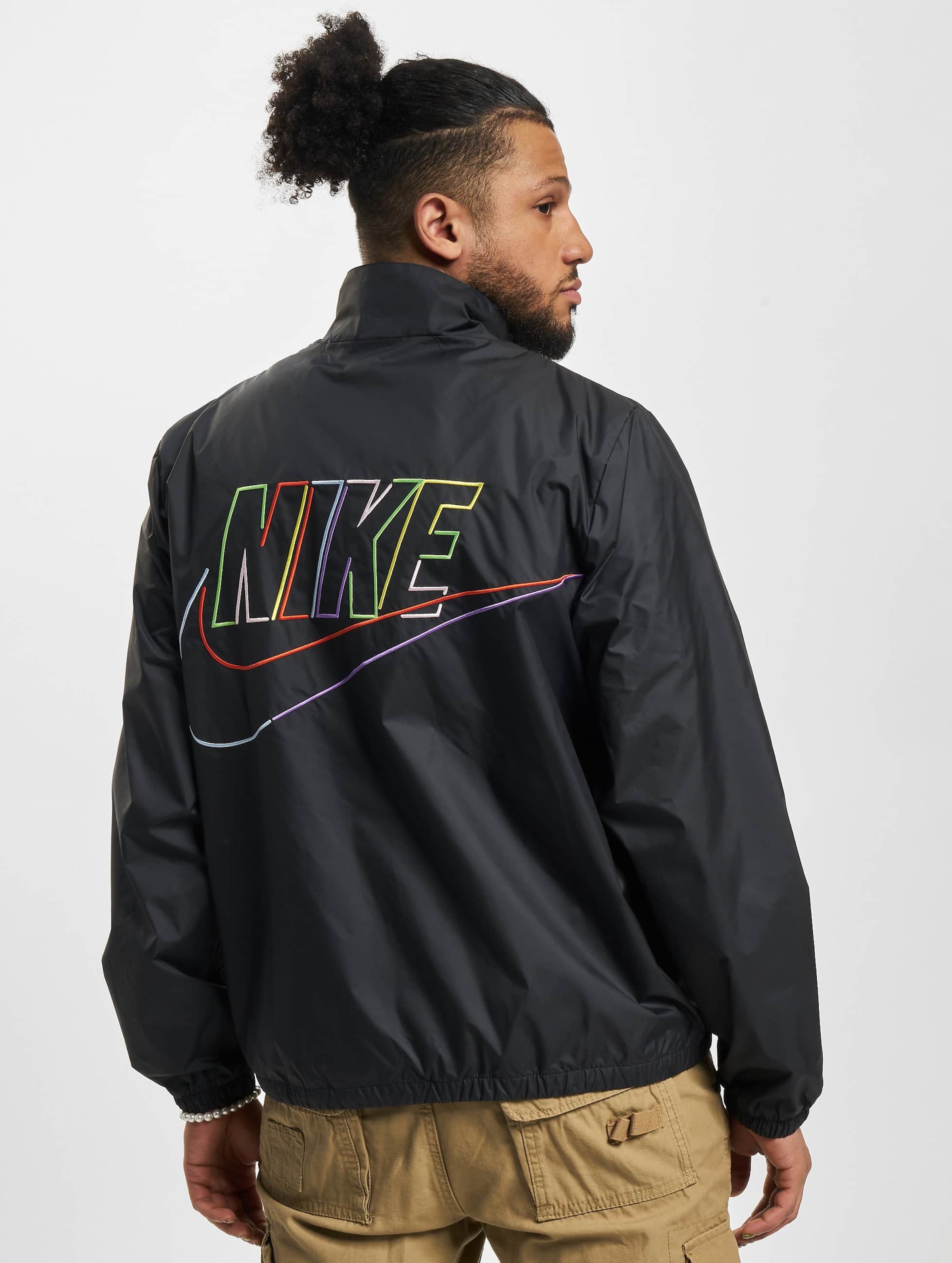 Club Windbreaker