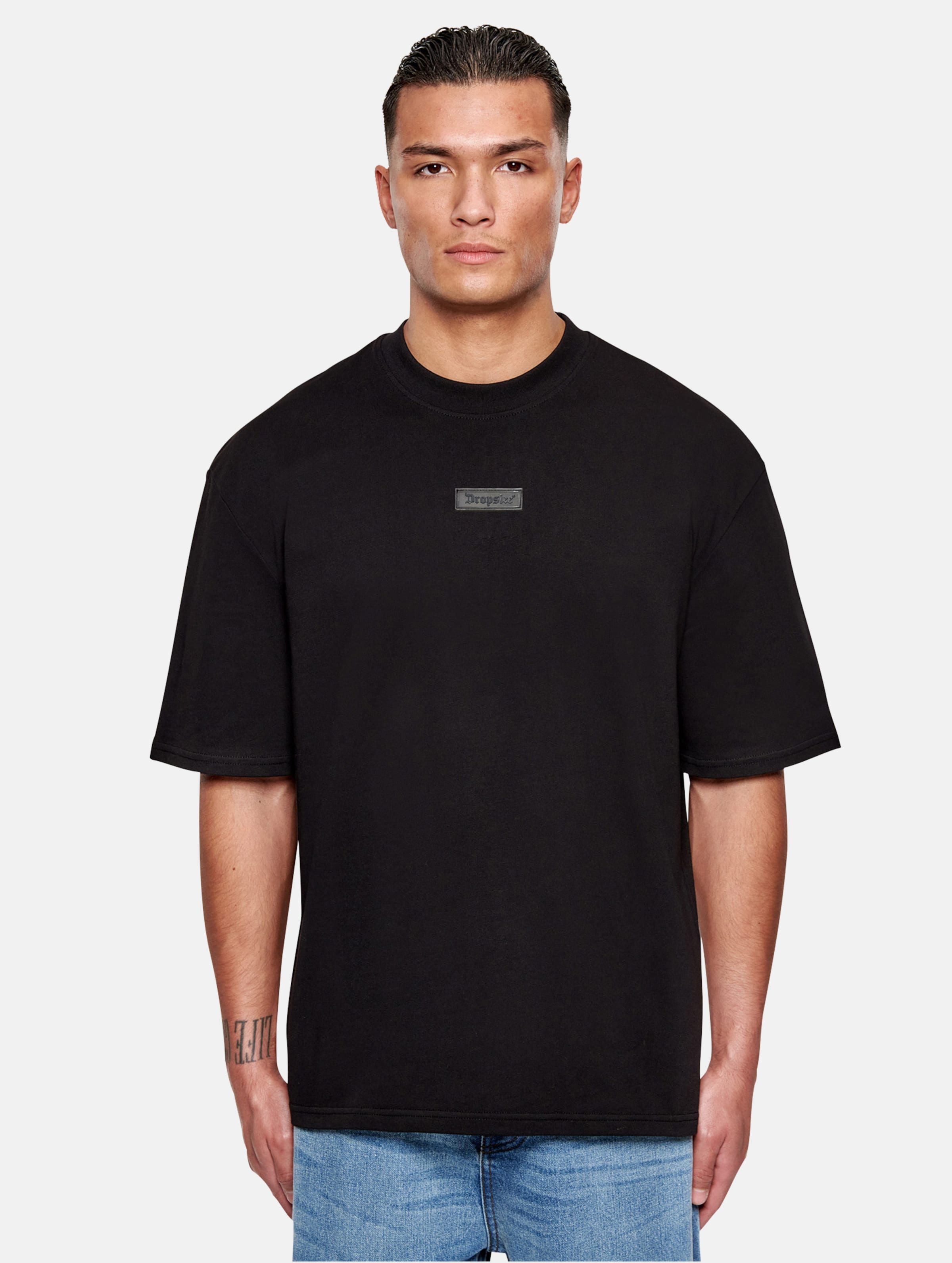 Dropsize Heavy Oversize Front Rubber Patch T-Shirts op kleur zwart, Maat XS