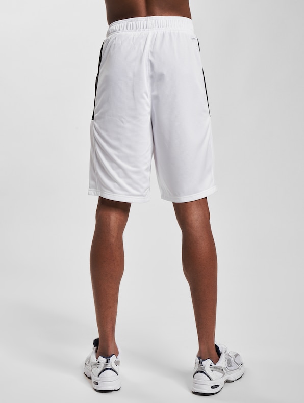 Puma Give N' Go Shorts-1