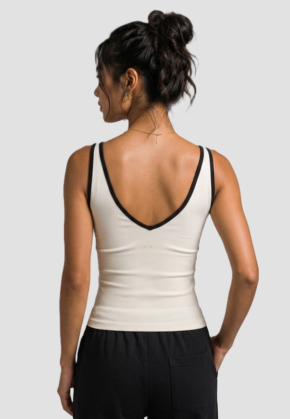 Shape Seamless Deep Cut-1