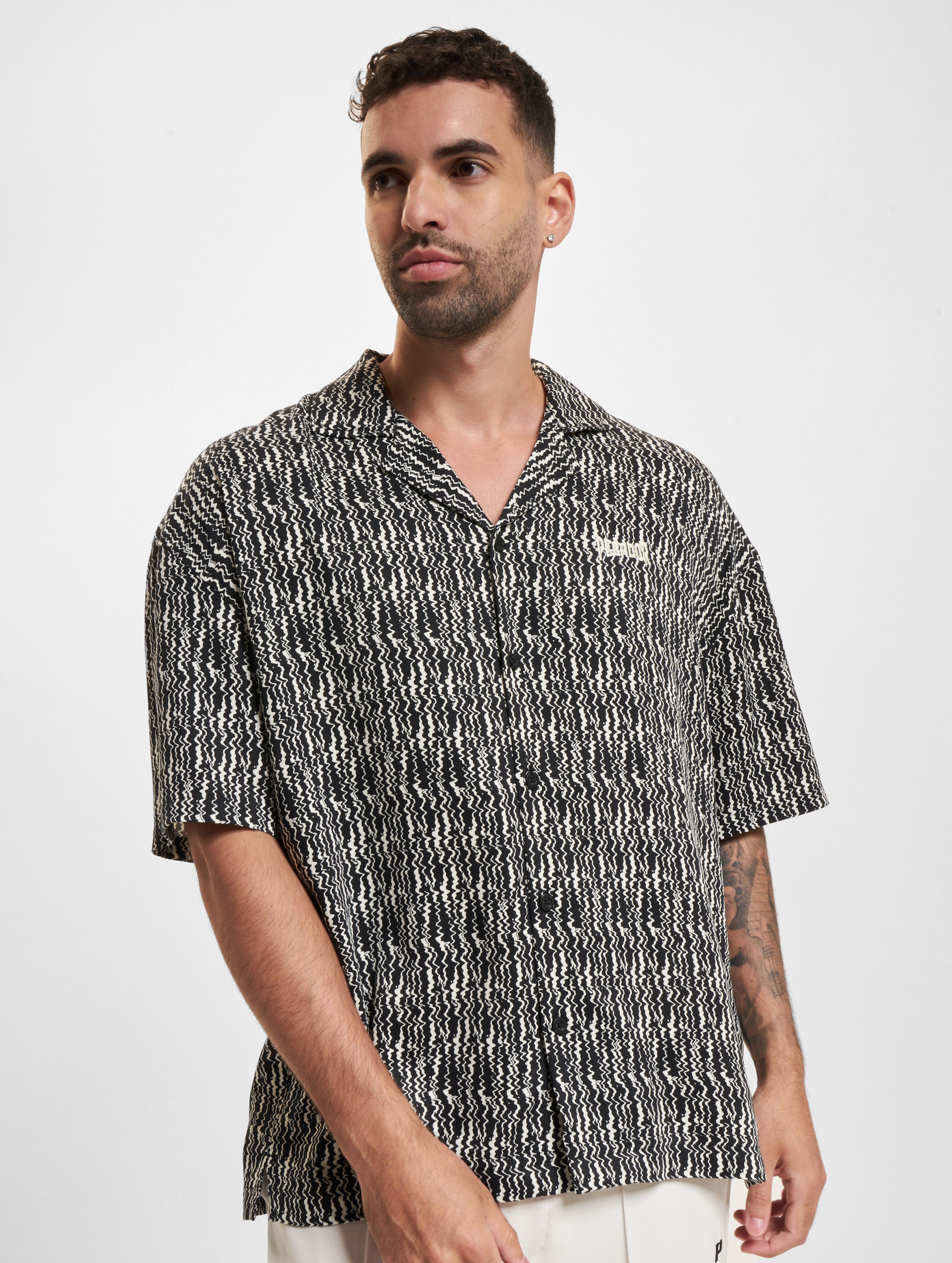 PEGADOR Zircon Summer Shirt Männer,Unisex op kleur zwart, Maat S