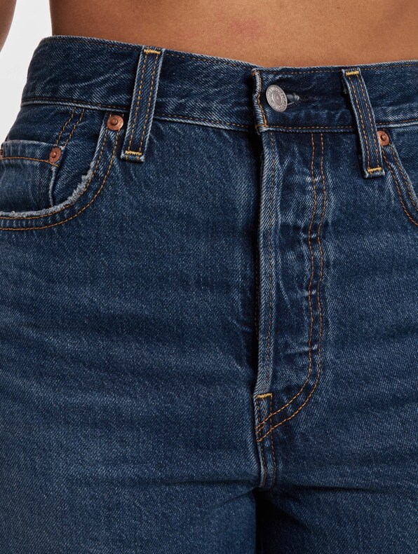 Levis Ribcage Shorts-5