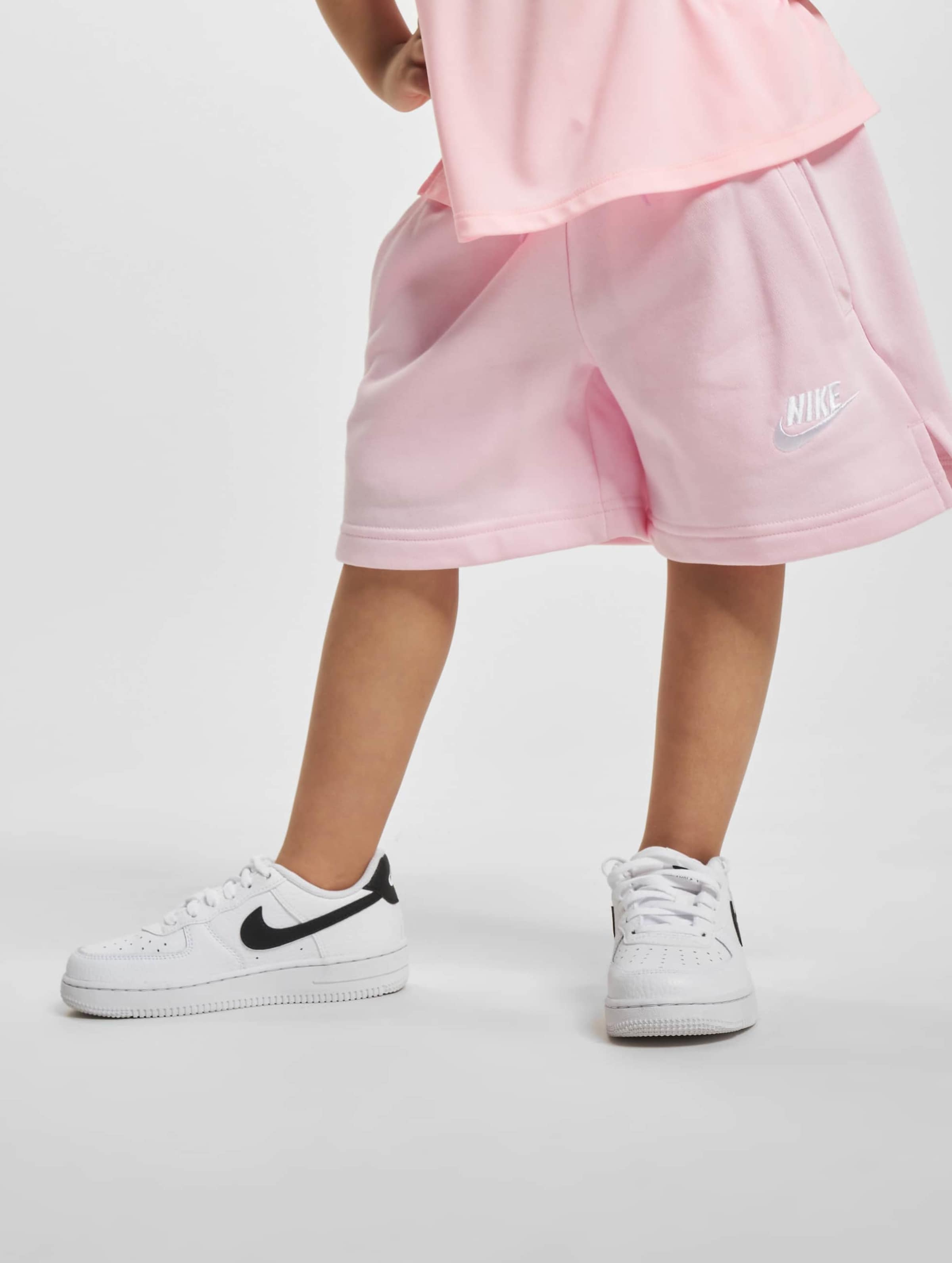 Nike clearance pink sweatshorts