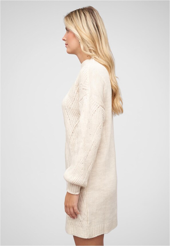 Strickkleid mit Rautenmuster und hohem Kragen-2