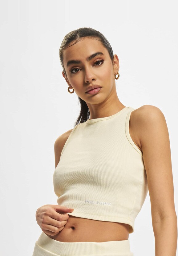 Ayla Crop-4