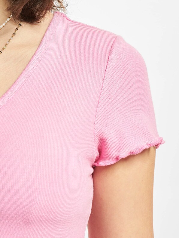 Kika V-Neck-3