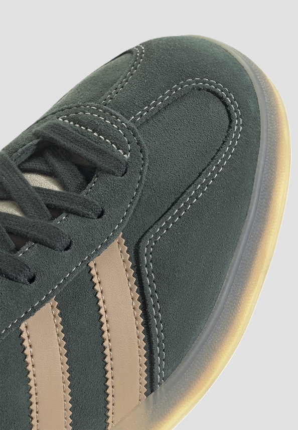  Gazelle Indoor-8