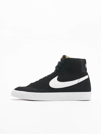 Nike Blazer Mid '77 Suede Sneakers