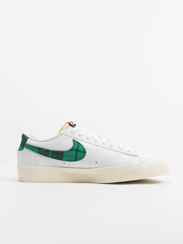 Blazer Low '77 Premium-3