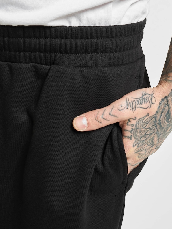 Low Crotch-4