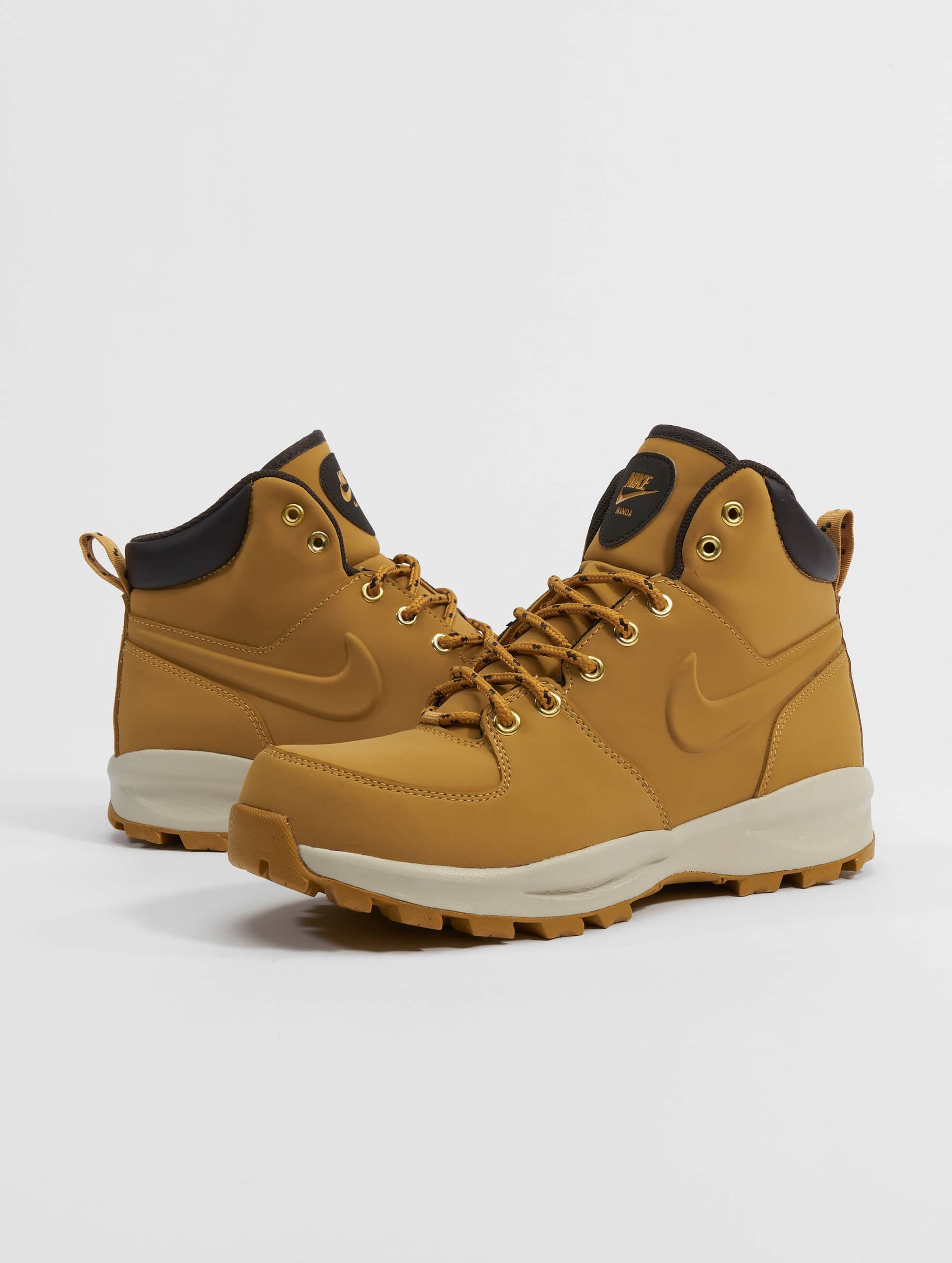 Nike manoa leather on sale boots