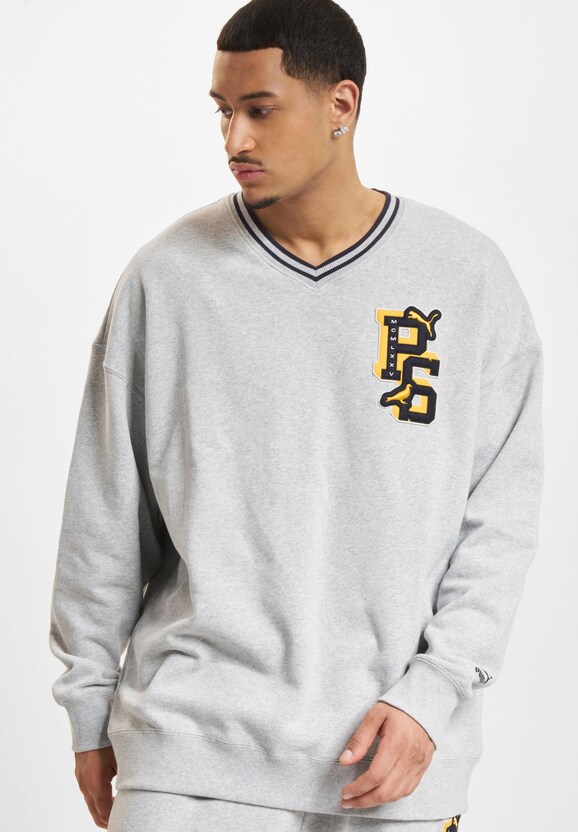 X STAPLE V-Neck Crew-0