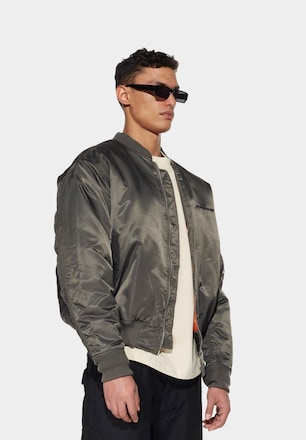 Bomber 