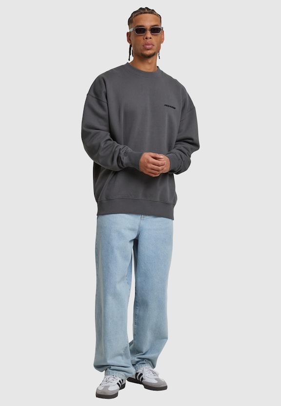 Logo Oversized -3