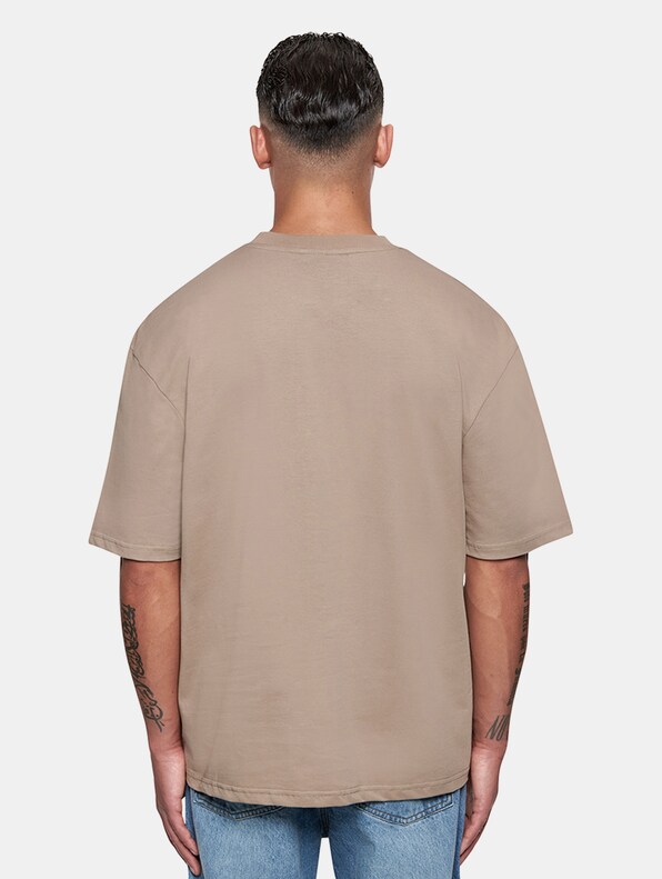 Heavy Oversize Curved HD Logo -1