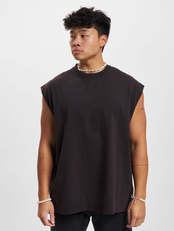 2Y Basic Oversize Sleeveless Shirt-2