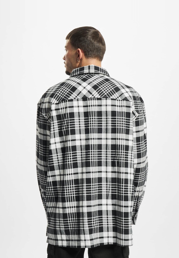 Checked Woven -0