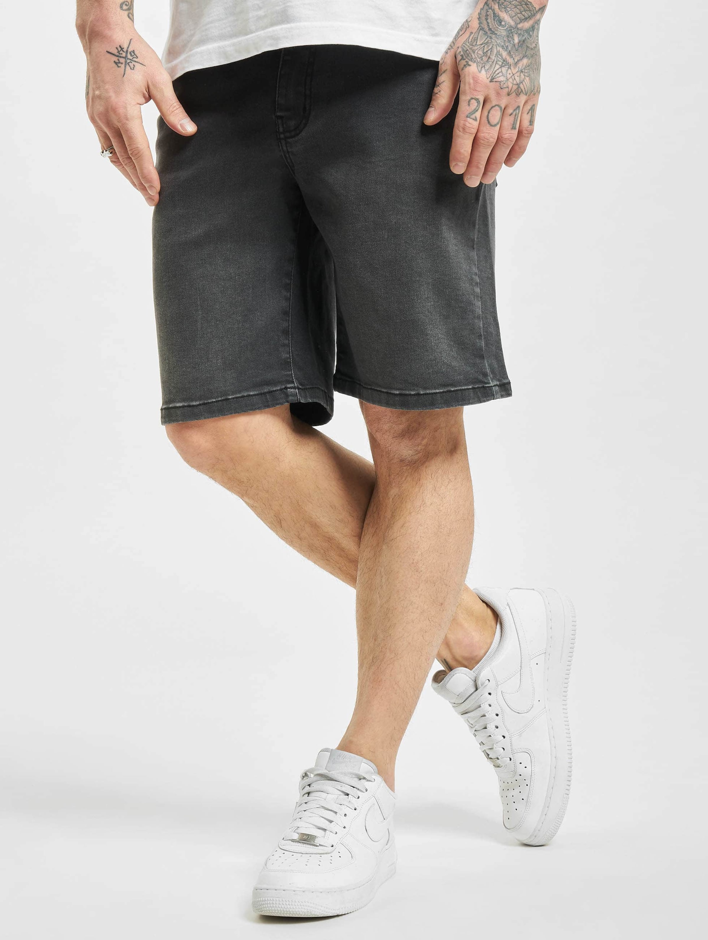 Mens loose fit hot sale denim shorts