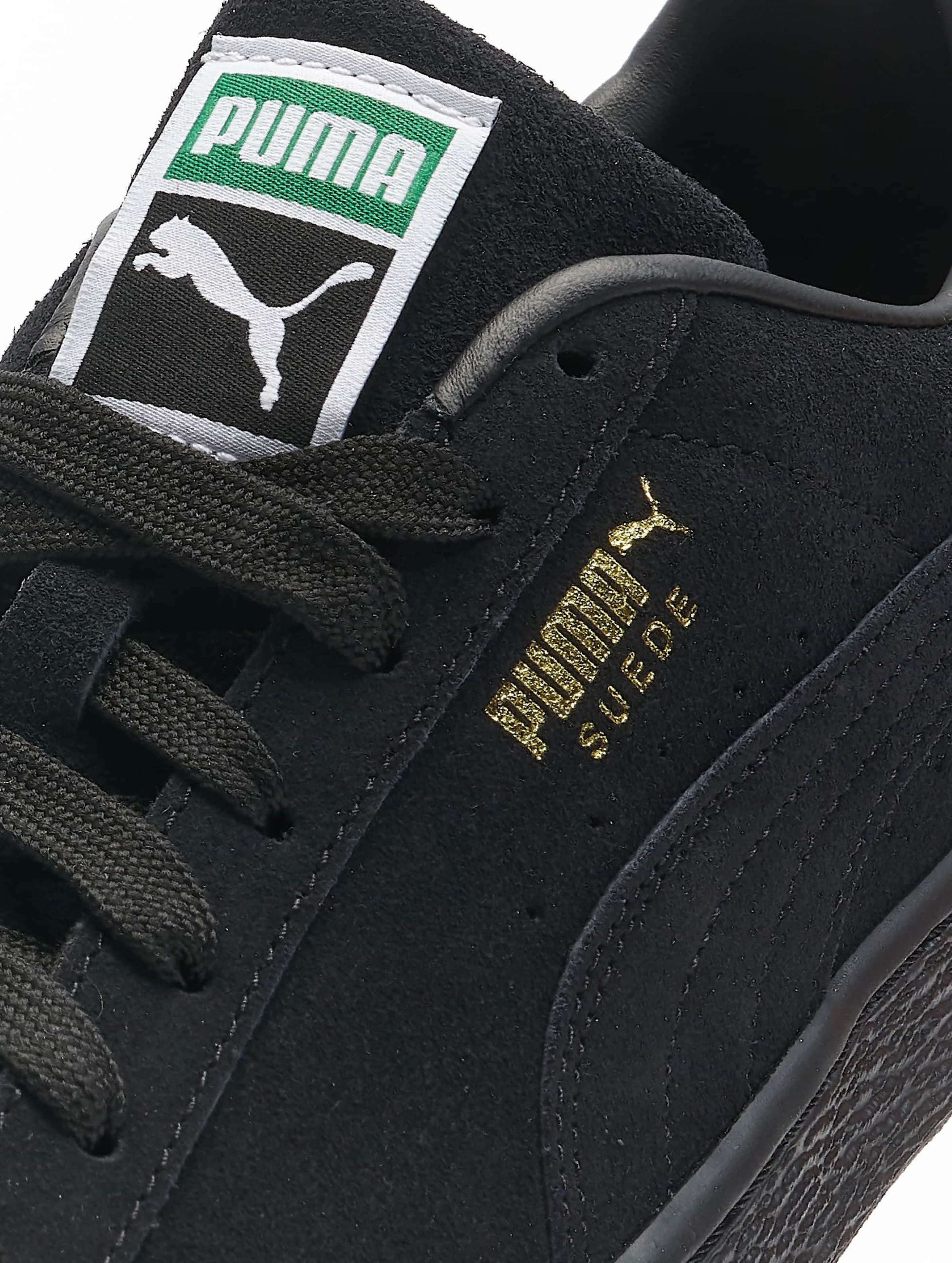 Black best sale puma classic