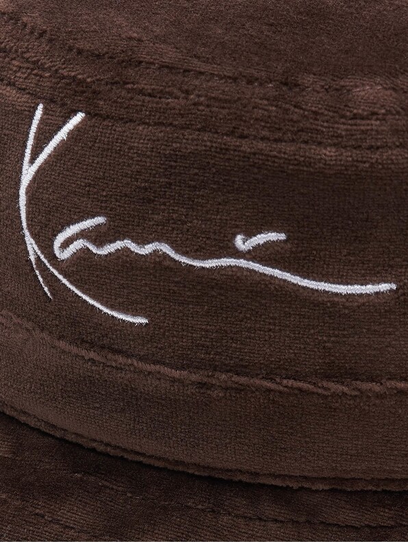 Signature Velvet-4