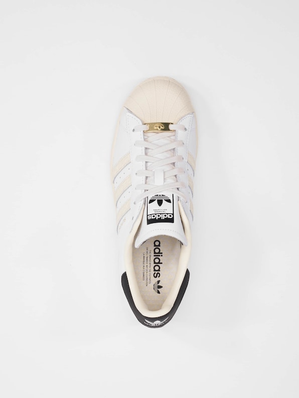 Superstar -4