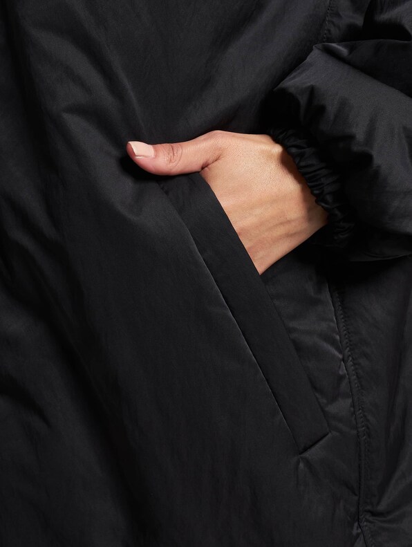 Calvin Klein Jeans Oversized Padded Coach Jacke-4