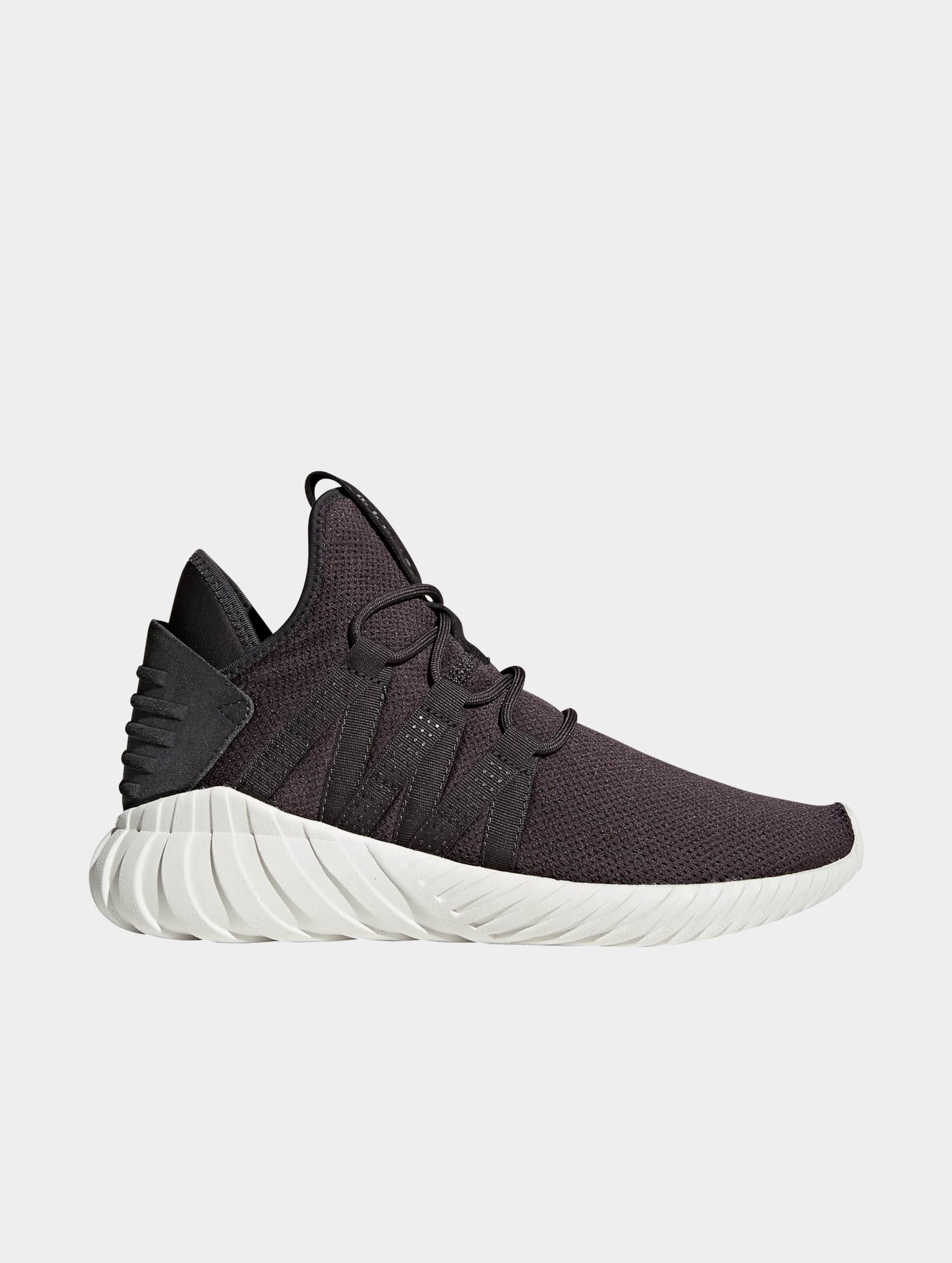 Black adidas clearance tubular