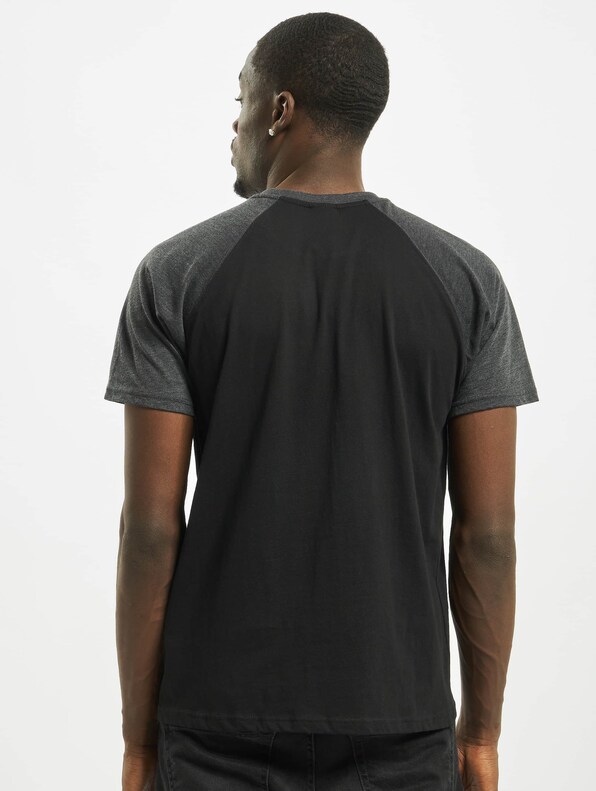 Urban Classics Raglan Contrast-1