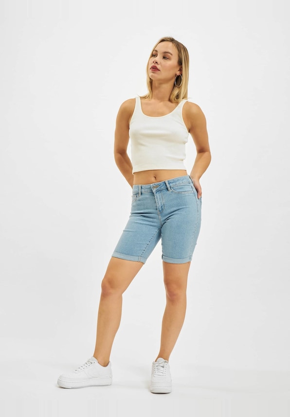 Nessa Short -3