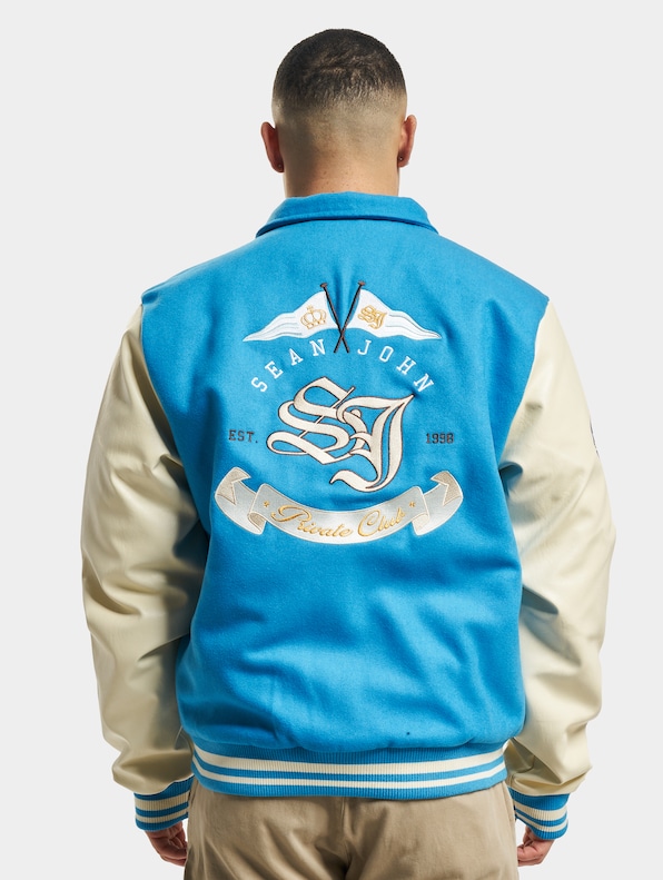 Yacht Club-1