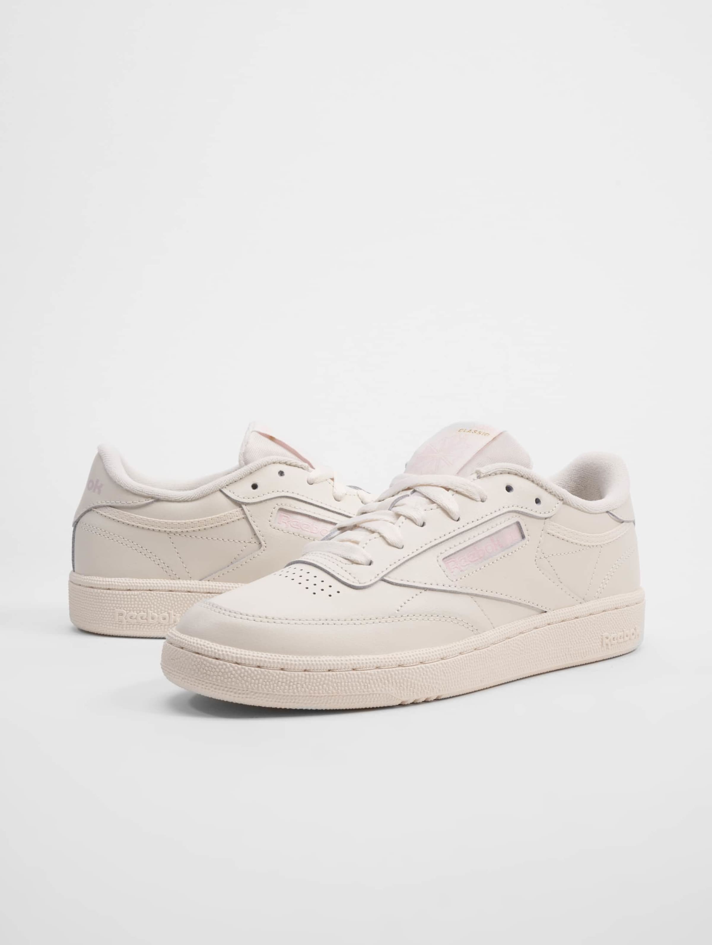 Reebok club c cheap 85 mid pale pink